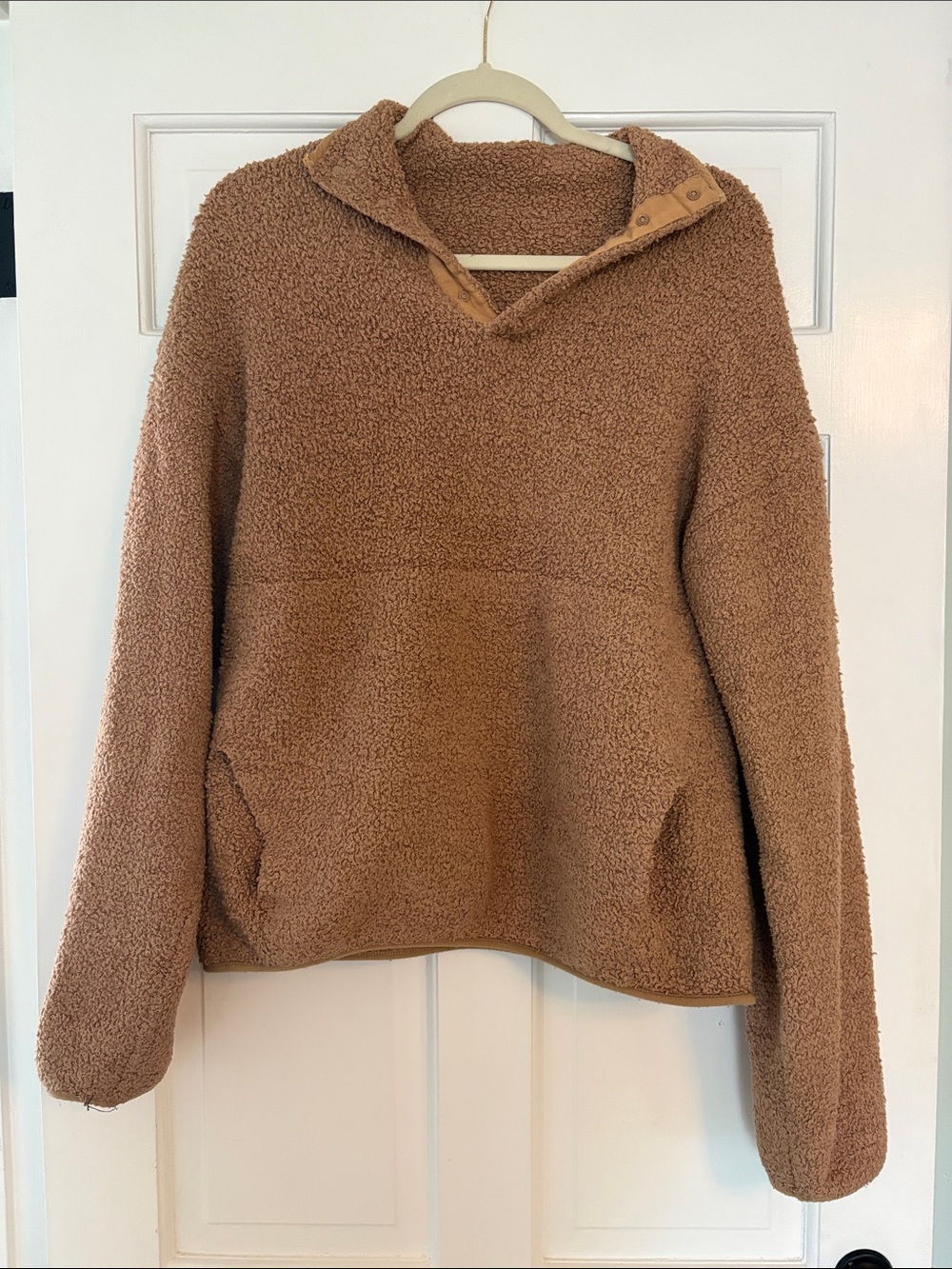 SKIMS Cozy Teddy Sherpa Pullover - Camel Brown